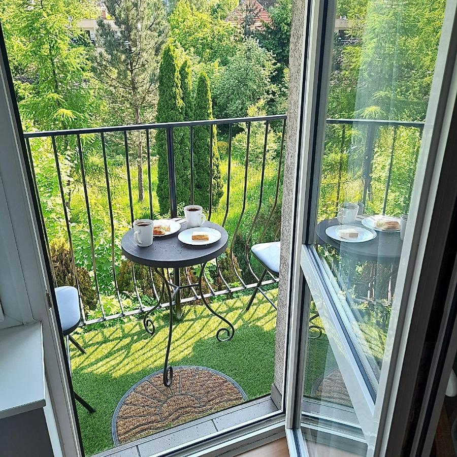 Apartament Deluxe Еленя-Гура Экстерьер фото